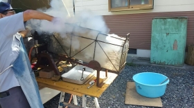 「ボ～ンッ!!!!!」
凄い勢いで飛び出てきましたぁ♪