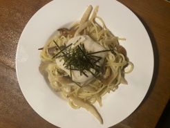 銀沫とキノコの和風パスタ