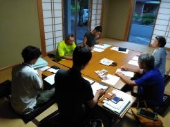 前回に引き続き、牧原集会所で実施しました。