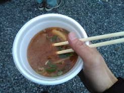 猪汁頂きました。ほぼ食べ終わってから撮影した写真ですが、美味しかったです♪