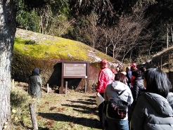 八畳岩まで歩いてみました。圧巻の大きさです！